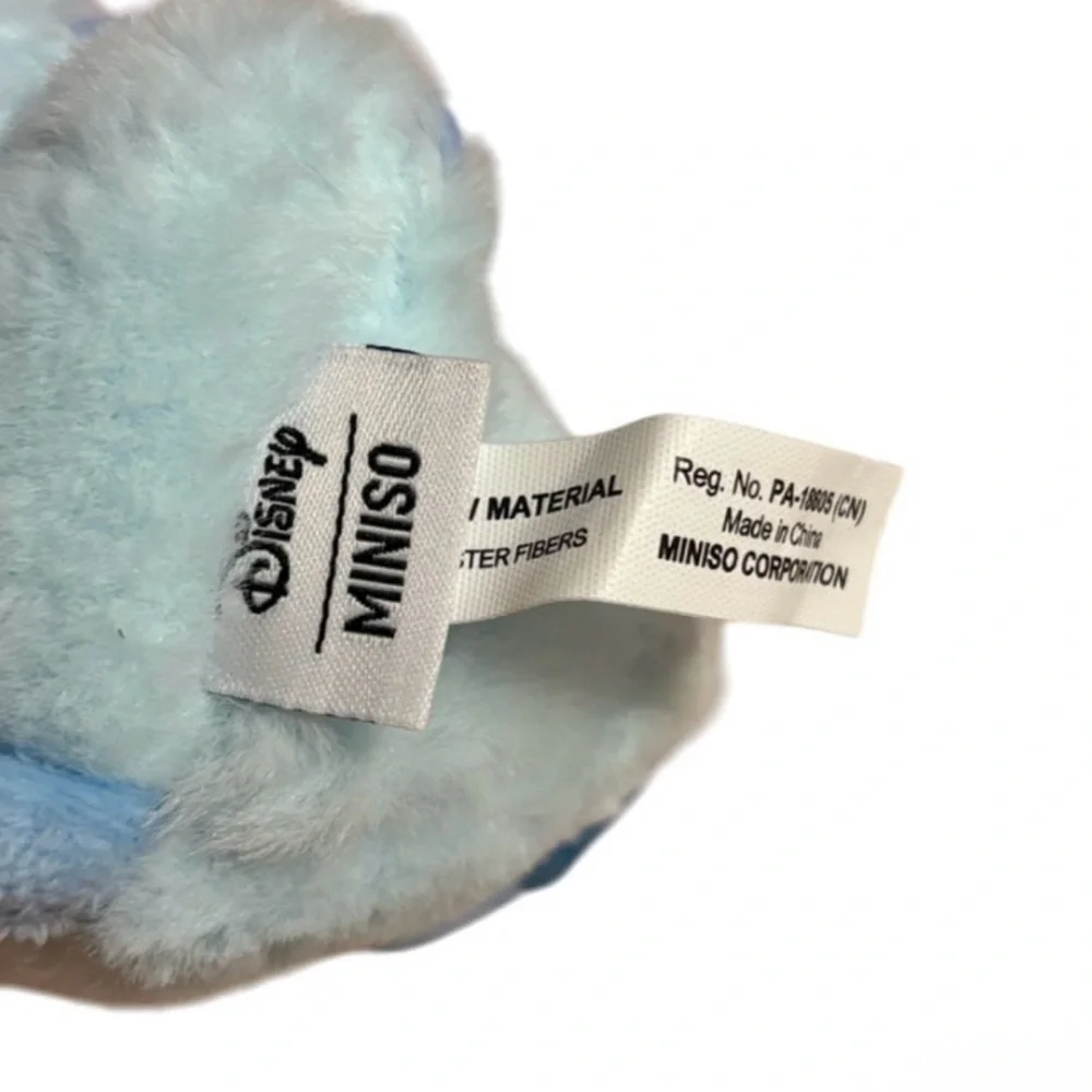 Disney MINISO Stitch Eat Something Before
Sleep Vinyl Plush KeychainSleepy Donut - Picture 7 of 9